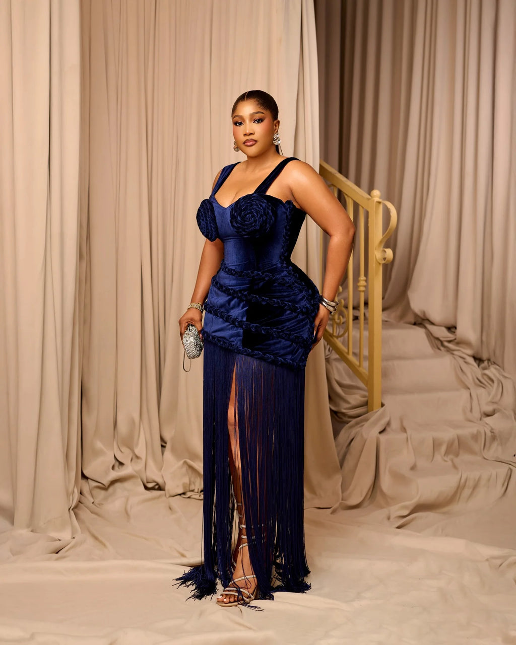Robe de soirée sirène à corset perlé – CLEVI Paris