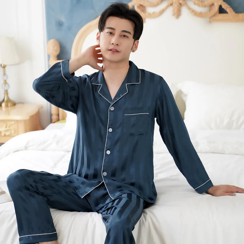 Pyjama Homme 2 Pièces Soie de Glace Satin Col Rabattu Manches Longues Style Luxe Imprimé Printemps Été – CLEVI Paris