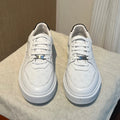 Sneakers basses unisexes blanches – CLEVI Paris