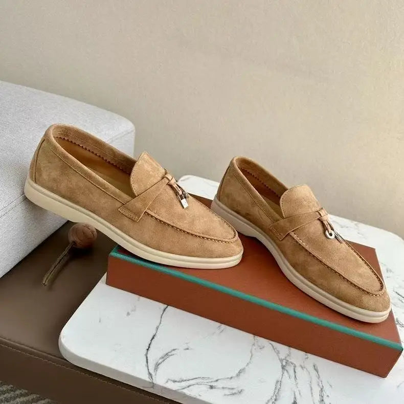 Mocassins femme à pampilles kaki ou camel – CLEVI Paris