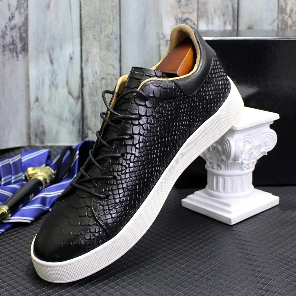 Sneakers Cuir Vachette Homme Motif Serpent Lacets Noir Rouge – CLEVI Paris