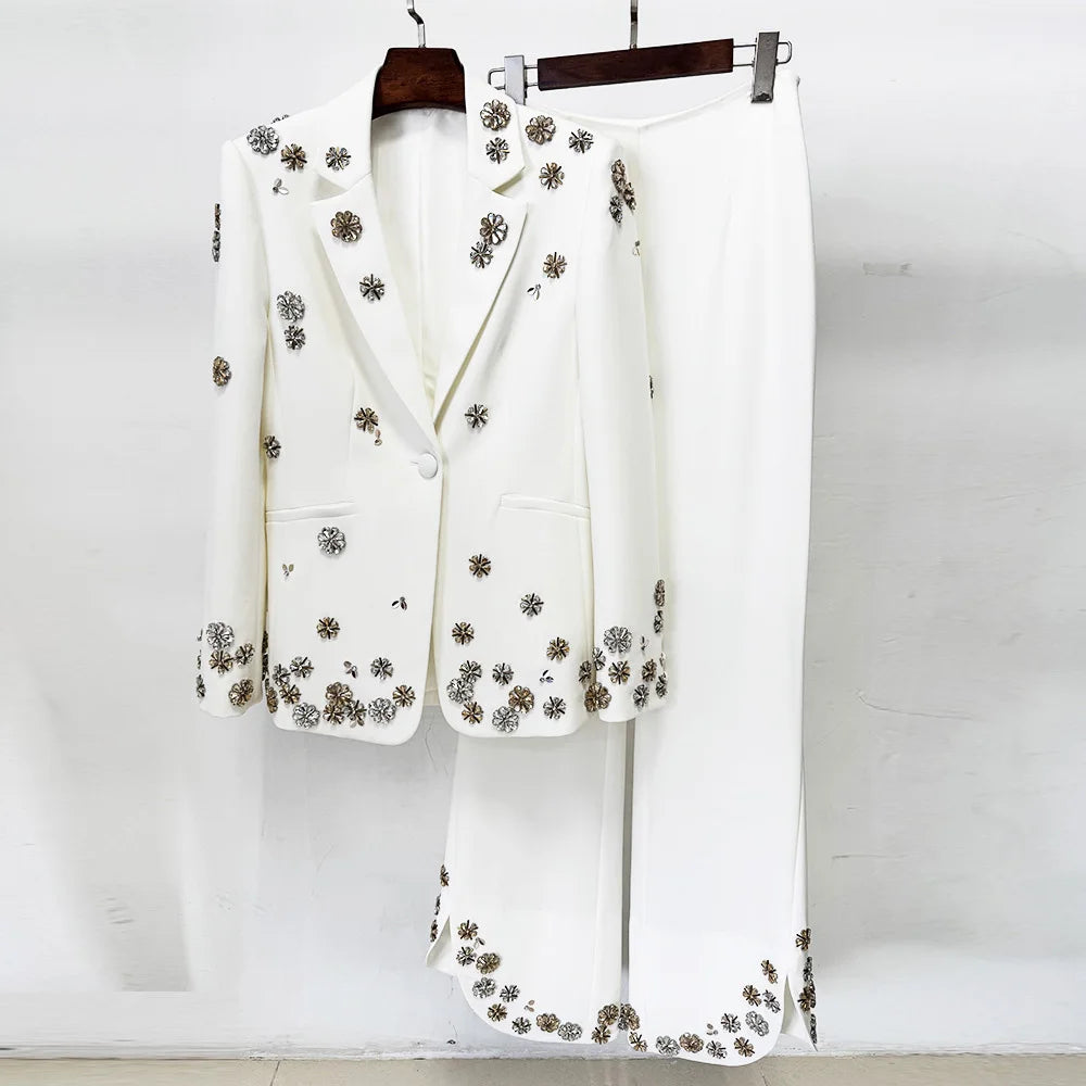 Tailleur femme à fleurs perlées 2 pièces – CLEVI Paris