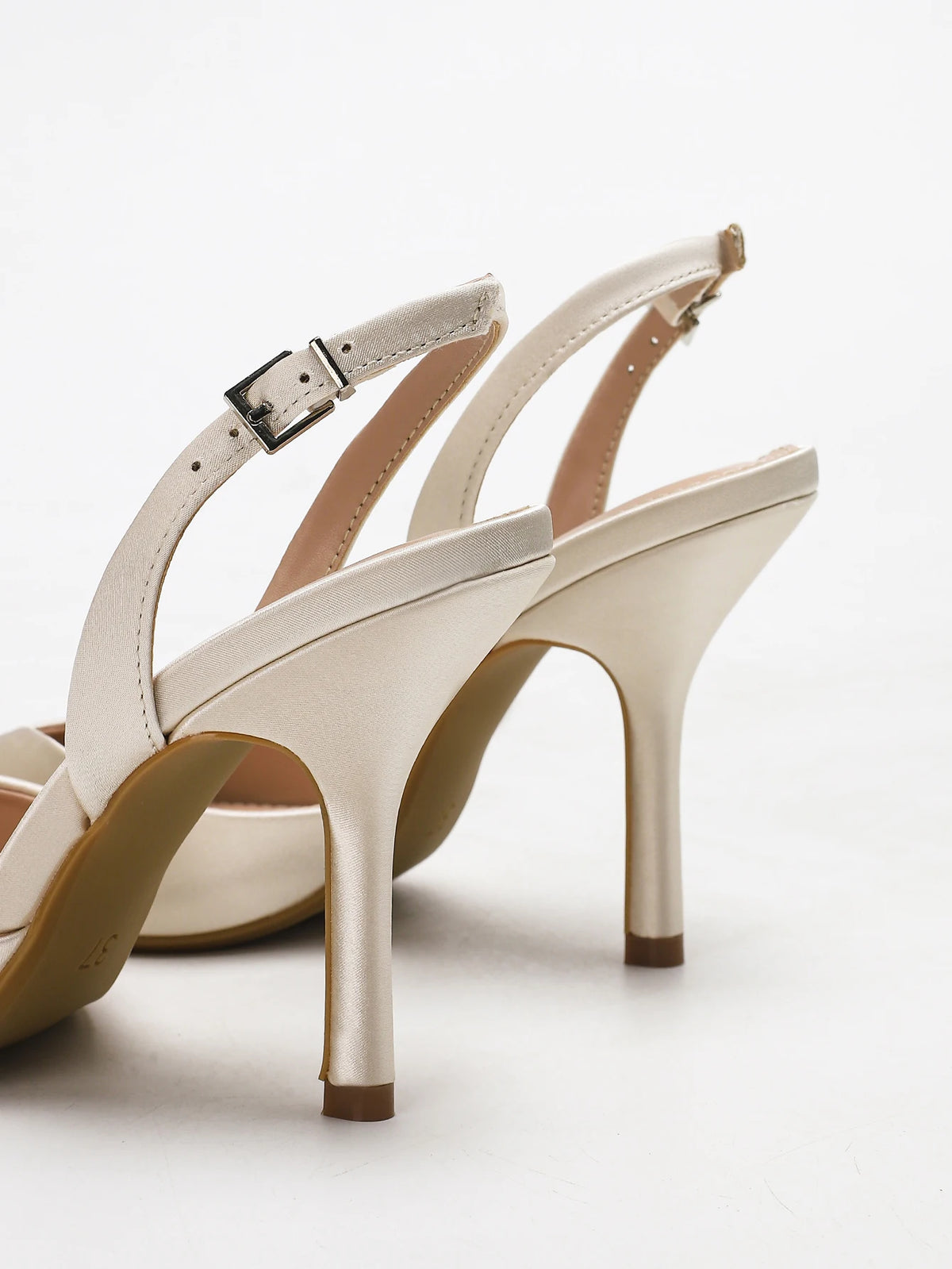 Escarpins slingback satinés – CLEVI Paris