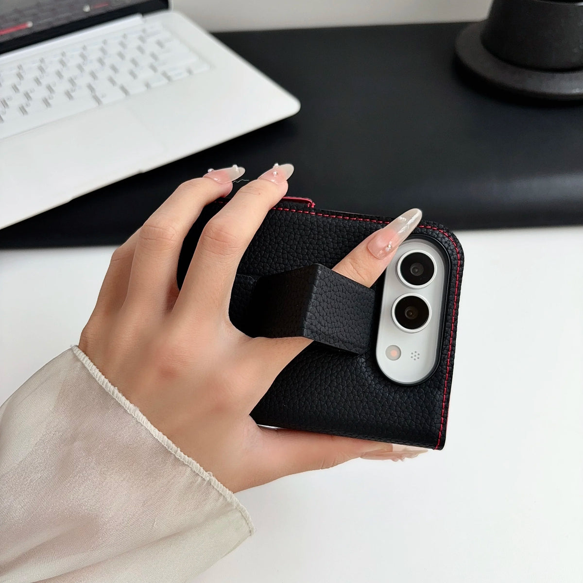 Étui iPhone Duo dragonne et porte-carte – CLEVI Paris