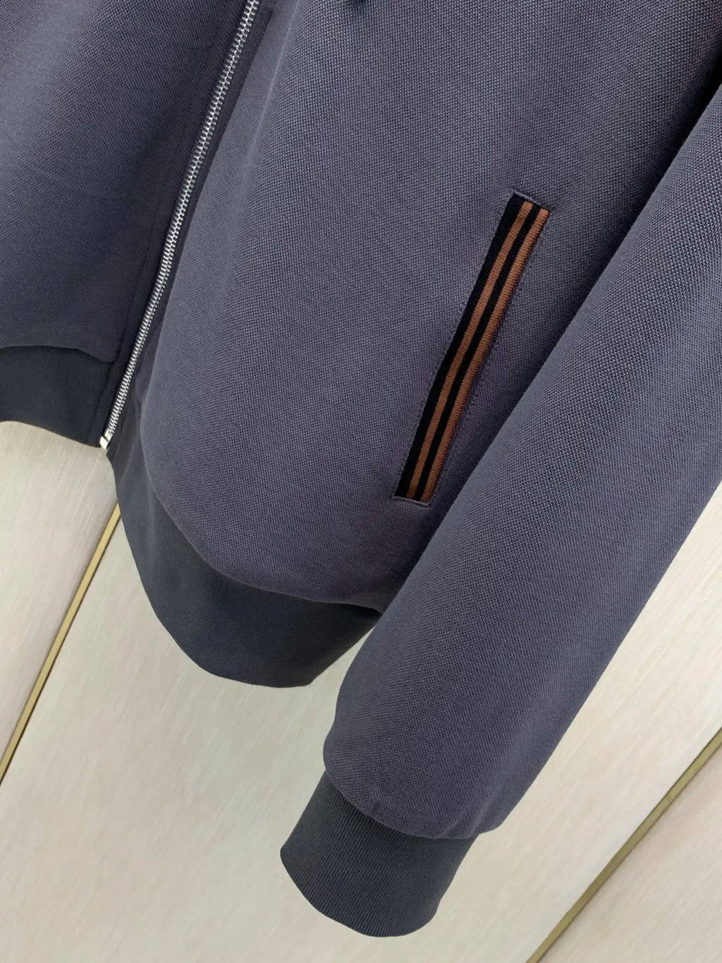 Ensemble homme à capuche en coton mélangé – CLEVI Paris
